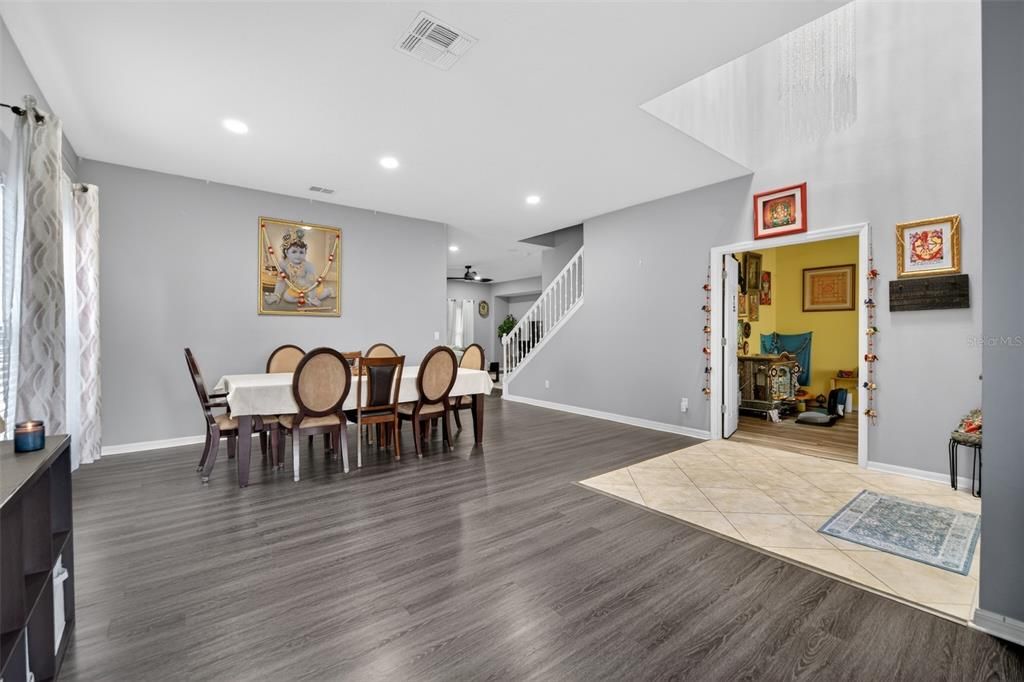 En Venta: $565,000 (5 camas, 3 baños, 3486 Pies cuadrados)