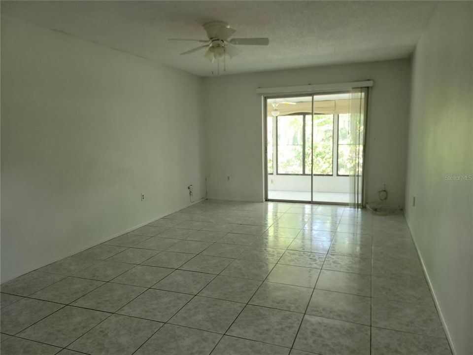 В аренду: $1,550 (2 спален, 2 ванн, 891 Квадратных фут)