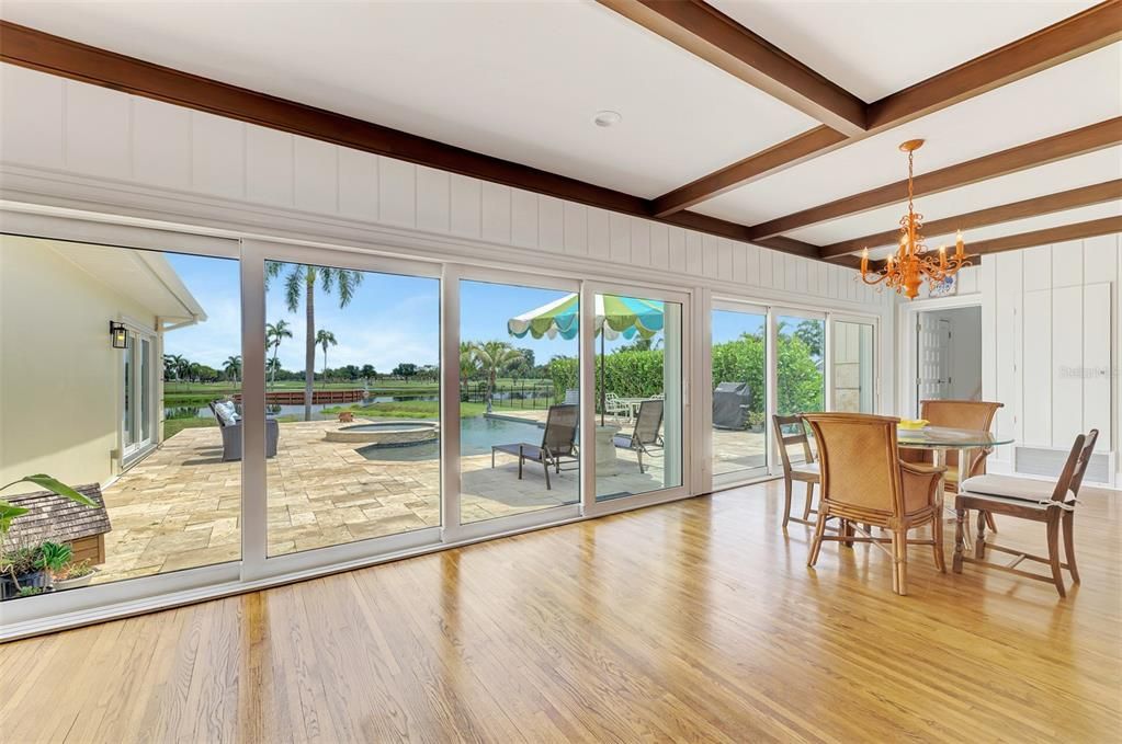 En Venta: $2,150,000 (4 camas, 3 baños, 3384 Pies cuadrados)
