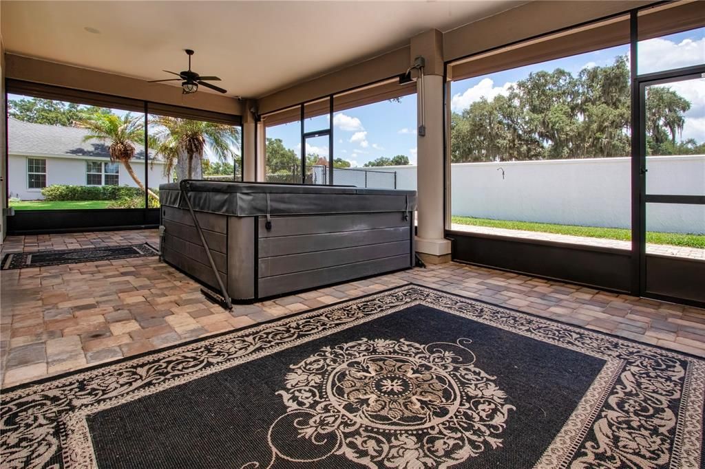 For Sale: $639,900 (3 beds, 2 baths, 2711 Square Feet)