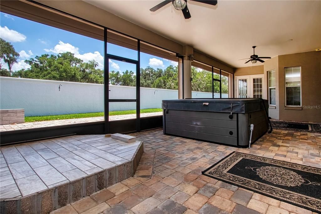 For Sale: $639,900 (3 beds, 2 baths, 2711 Square Feet)