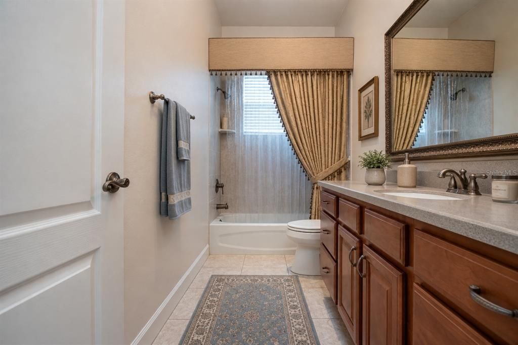 For Sale: $639,900 (3 beds, 2 baths, 2711 Square Feet)