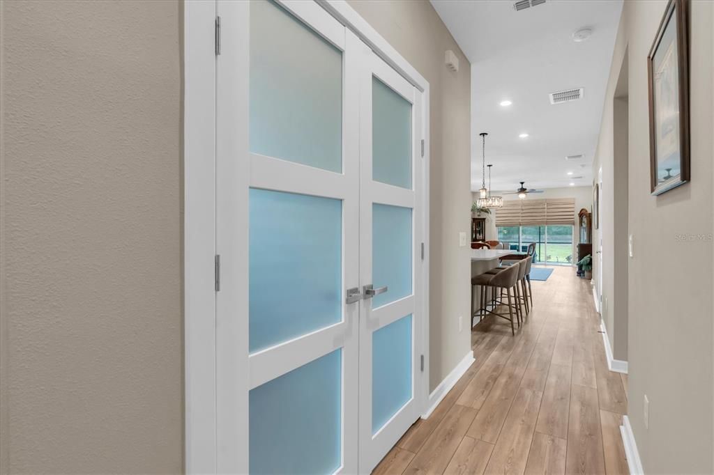 For Sale: $360,000 (2 beds, 2 baths, 1400 Square Feet)