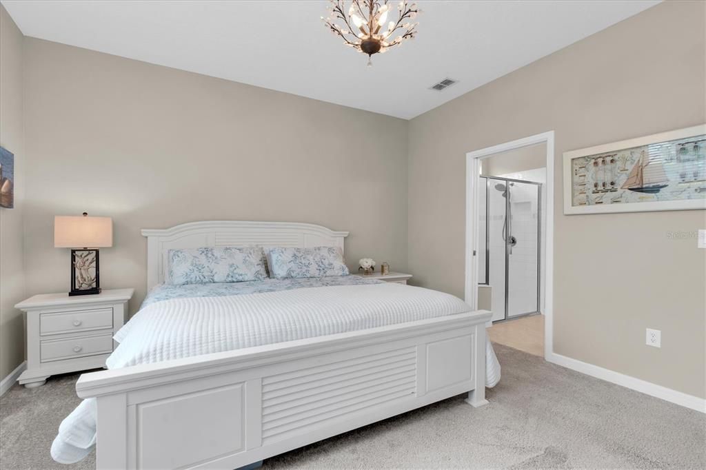 For Sale: $360,000 (2 beds, 2 baths, 1400 Square Feet)