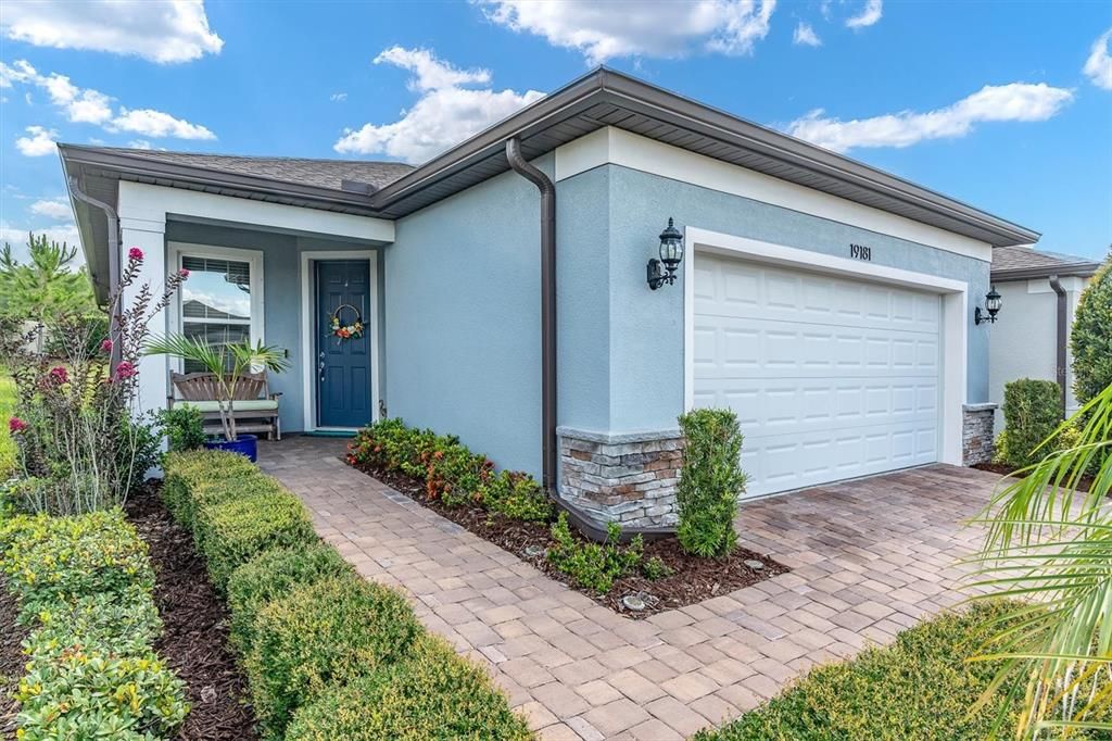 For Sale: $360,000 (2 beds, 2 baths, 1400 Square Feet)