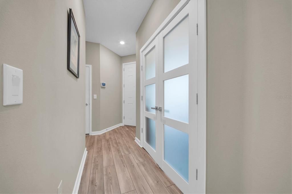 For Sale: $360,000 (2 beds, 2 baths, 1400 Square Feet)