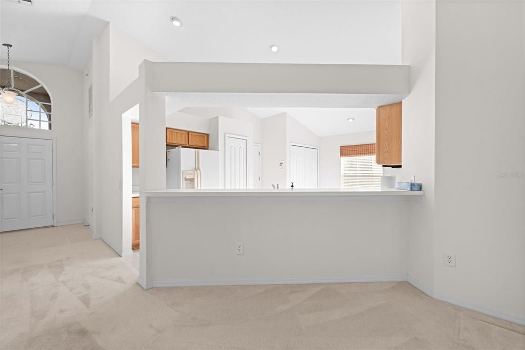 En Venta: $346,000 (4 camas, 3 baños, 1804 Pies cuadrados)