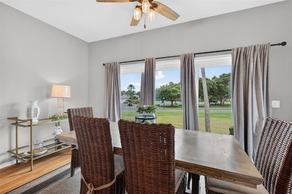 For Sale: $330,000 (3 beds, 2 baths, 1641 Square Feet)
