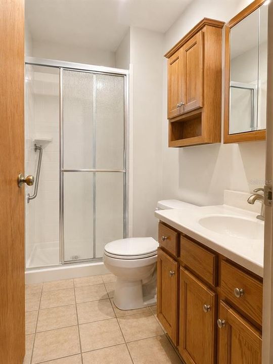 На продажу: $329,000 (3 спален, 2 ванн, 1290 Квадратных фут)