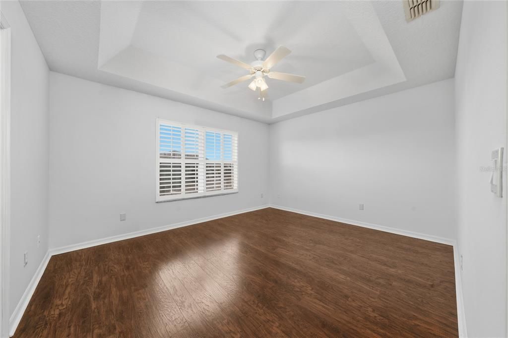 En Venta: $283,500 (3 camas, 2 baños, 1550 Pies cuadrados)