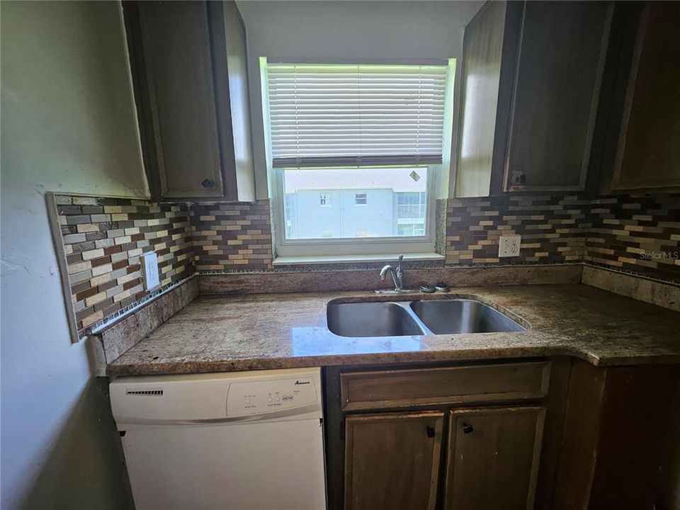 В аренду: $1,600 (2 спален, 2 ванн, 1006 Квадратных фут)
