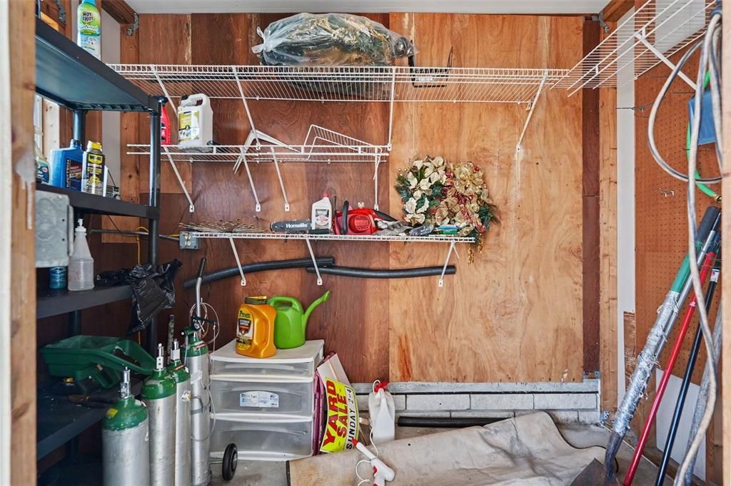 En Venta: $215,000 (3 camas, 2 baños, 1377 Pies cuadrados)