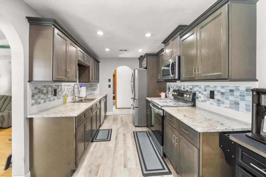 En Venta: $310,000 (3 camas, 2 baños, 1542 Pies cuadrados)