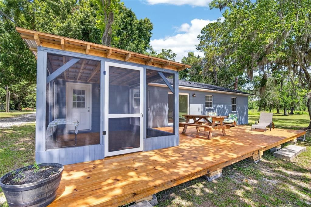 For Sale: $480,000 (3 beds, 2 baths, 1450 Square Feet)