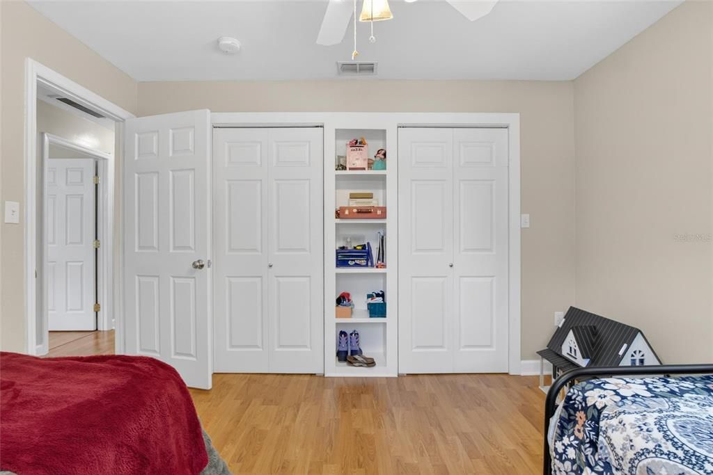 For Sale: $480,000 (3 beds, 2 baths, 1450 Square Feet)