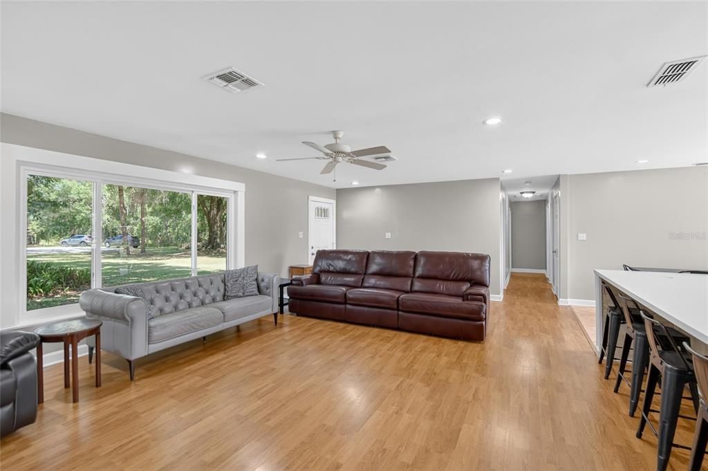 For Sale: $480,000 (3 beds, 2 baths, 1450 Square Feet)