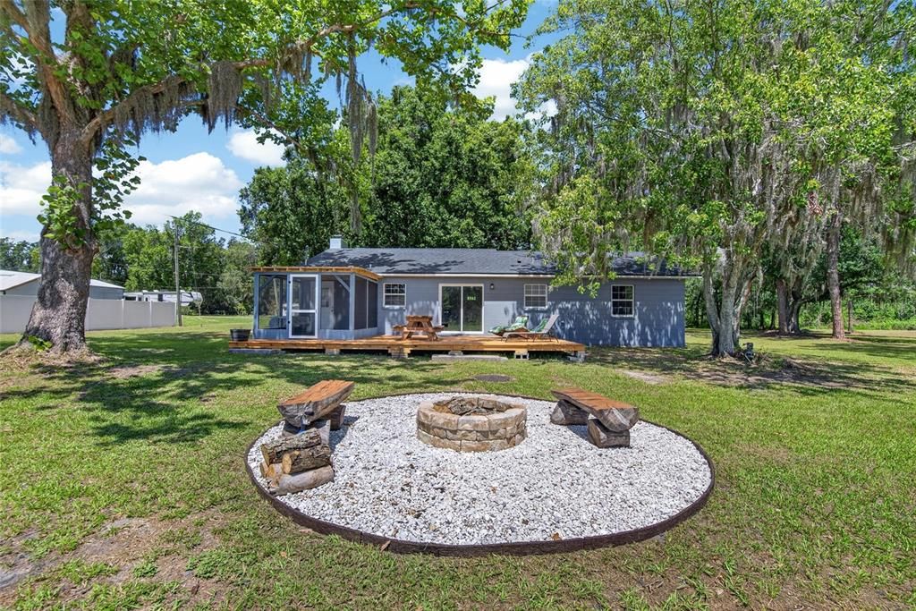 For Sale: $480,000 (3 beds, 2 baths, 1450 Square Feet)