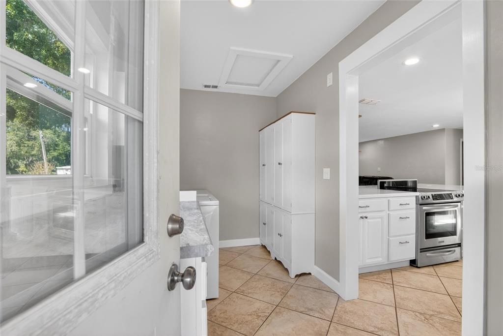 For Sale: $480,000 (3 beds, 2 baths, 1450 Square Feet)