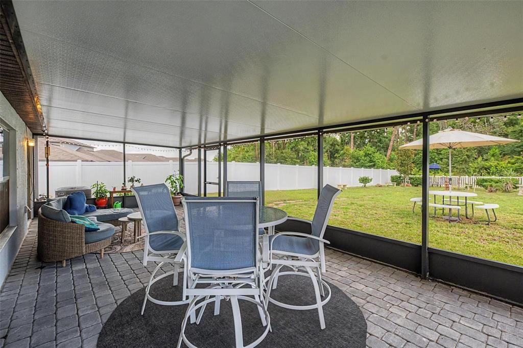 For Sale: $378,000 (4 beds, 2 baths, 1936 Square Feet)