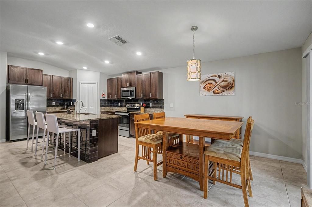 For Sale: $378,000 (4 beds, 2 baths, 1936 Square Feet)