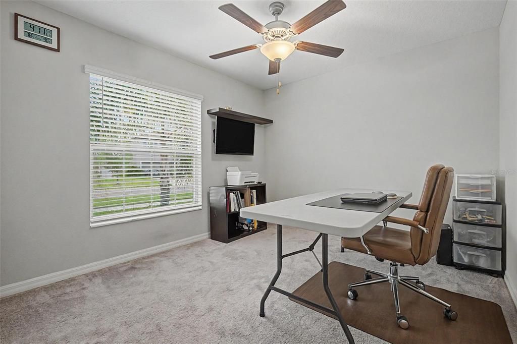 For Sale: $378,000 (4 beds, 2 baths, 1936 Square Feet)