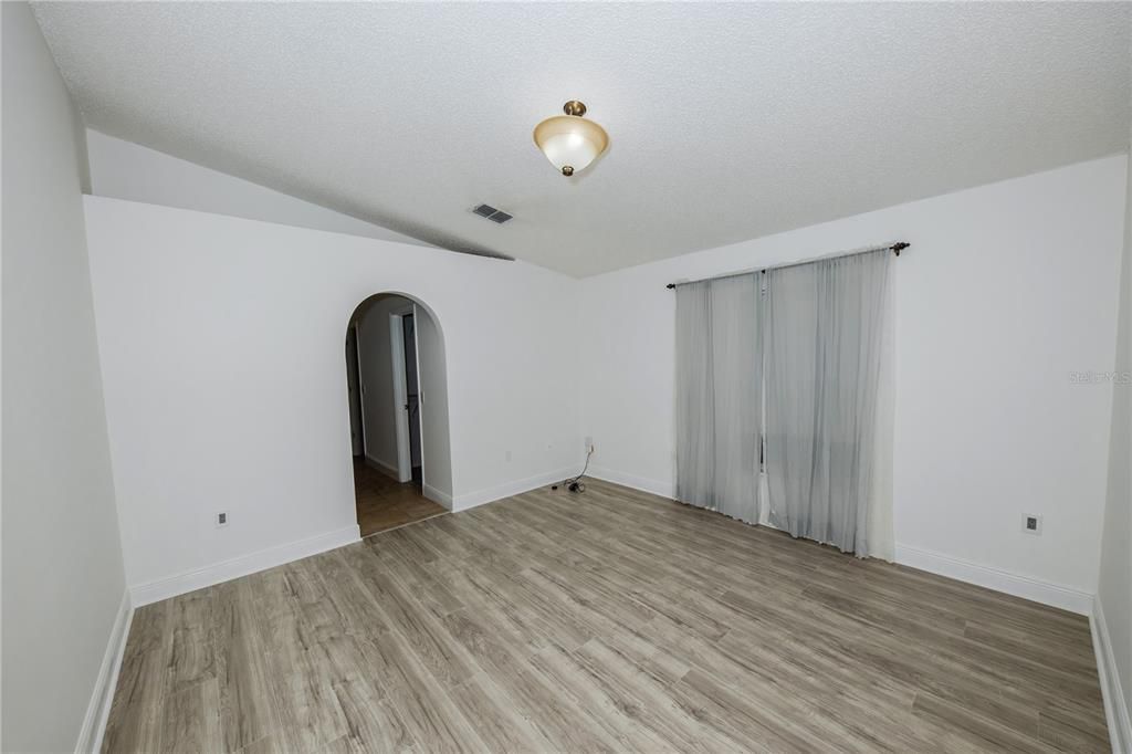 В аренду: $2,400 (3 спален, 2 ванн, 1632 Квадратных фут)