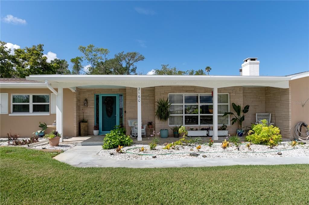 For Sale: $785,000 (3 beds, 2 baths, 2064 Square Feet)