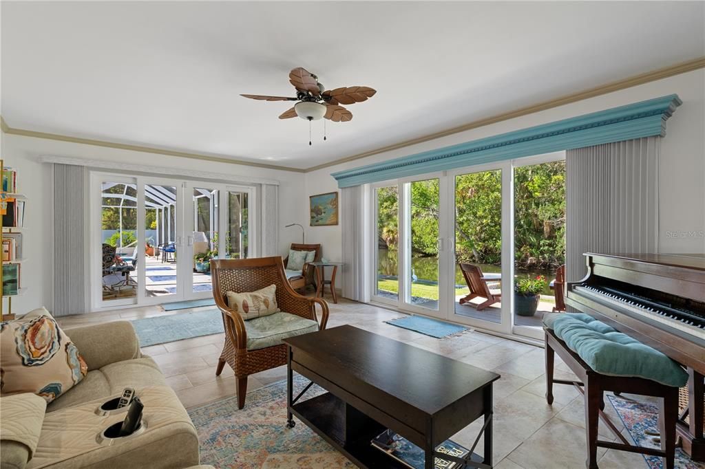 For Sale: $785,000 (3 beds, 2 baths, 2064 Square Feet)