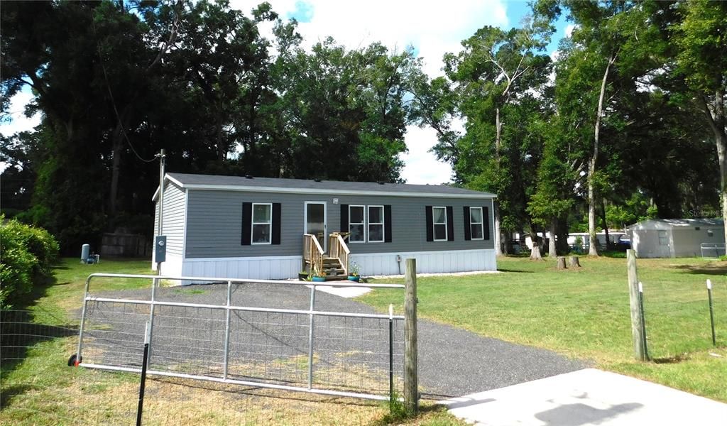 For Sale: $220,000 (3 beds, 2 baths, 1248 Square Feet)