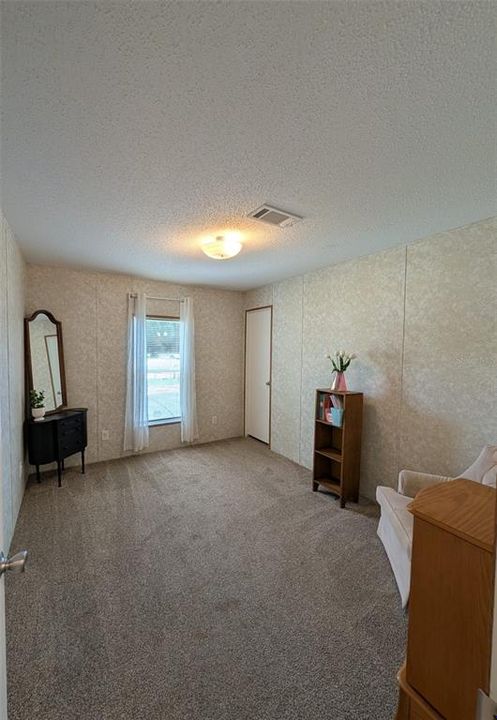 For Sale: $220,000 (3 beds, 2 baths, 1248 Square Feet)