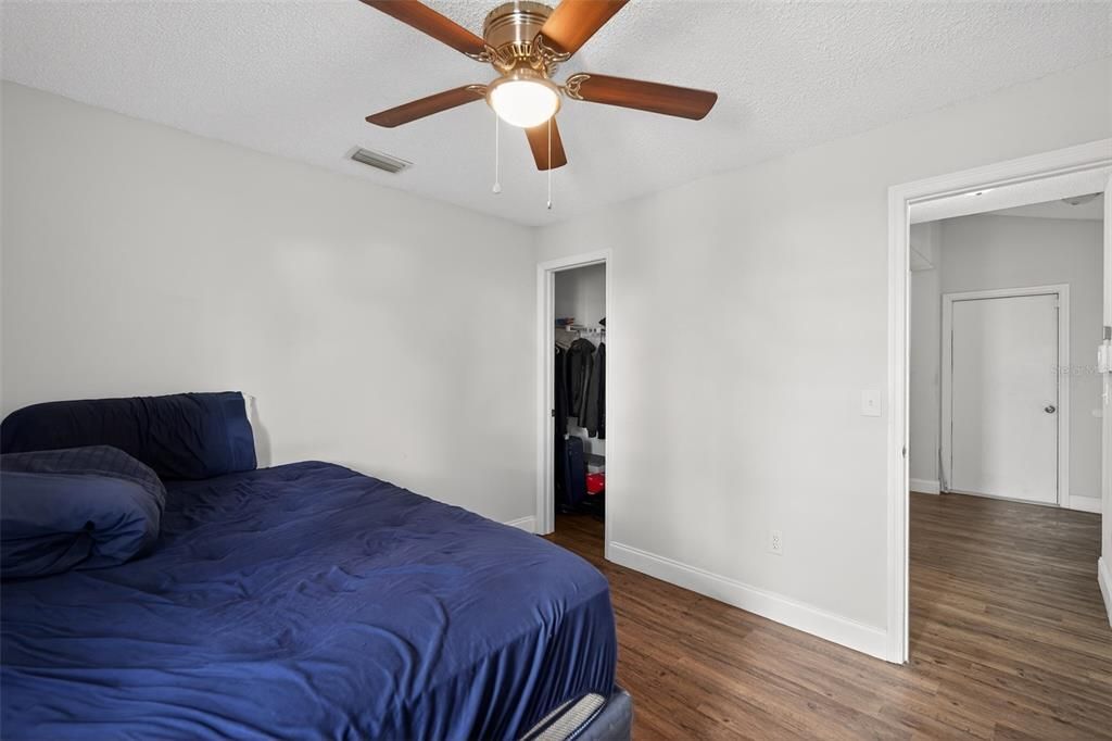 For Sale: $375,000 (3 beds, 2 baths, 1625 Square Feet)