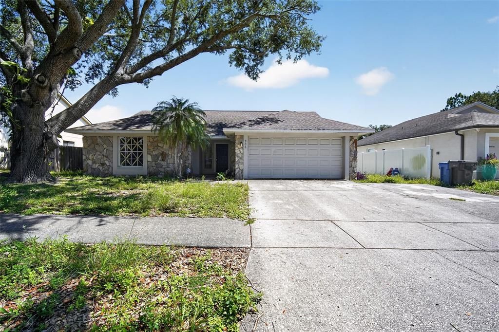 For Sale: $375,000 (3 beds, 2 baths, 1625 Square Feet)