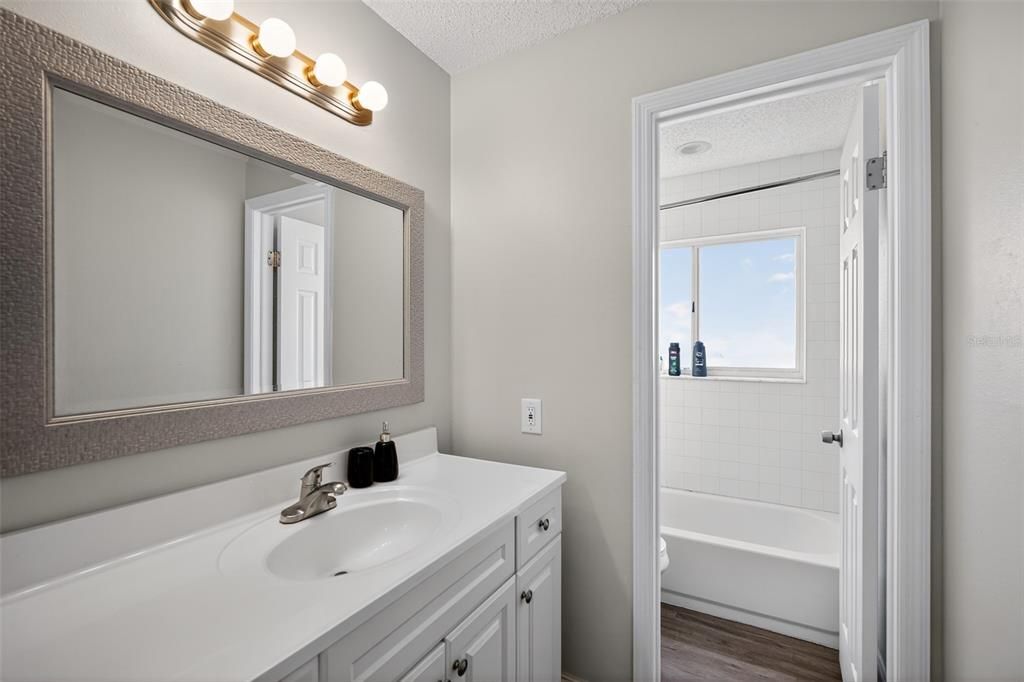 For Sale: $375,000 (3 beds, 2 baths, 1625 Square Feet)