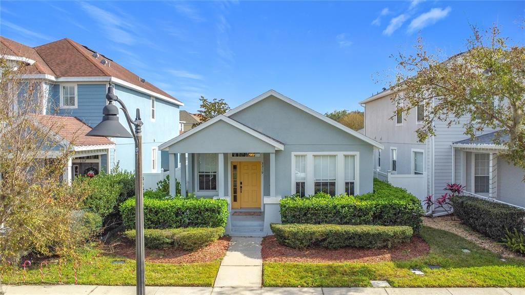For Sale: $324,000 (2 beds, 2 baths, 1188 Square Feet)