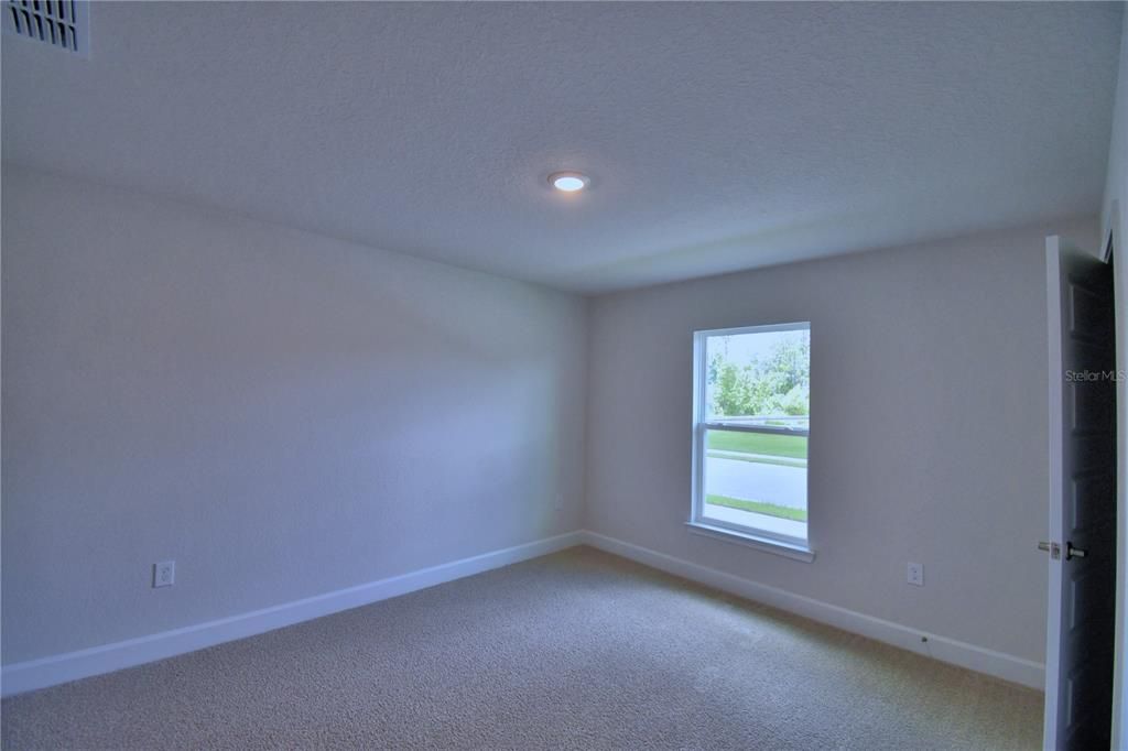 For Sale: $369,955 (3 beds, 2 baths, 1970 Square Feet)