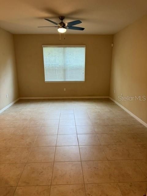 For Rent: $2,400 (3 beds, 2 baths, 2269 Square Feet)