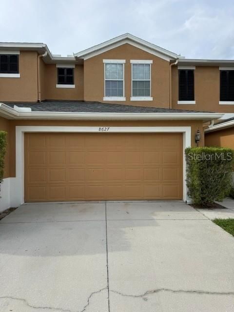 For Rent: $2,400 (3 beds, 2 baths, 2269 Square Feet)
