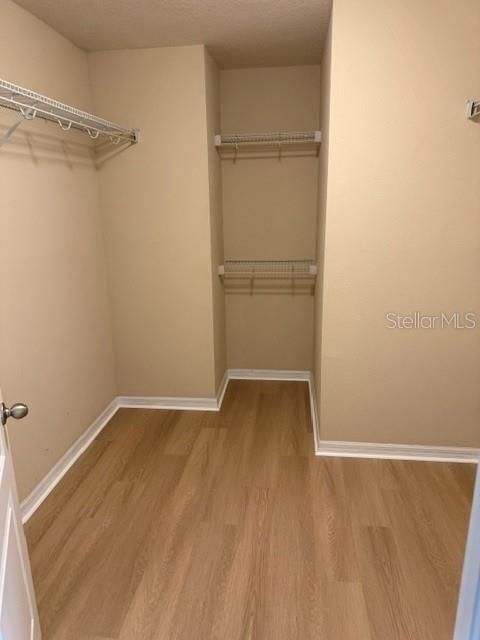 For Rent: $2,400 (3 beds, 2 baths, 2269 Square Feet)