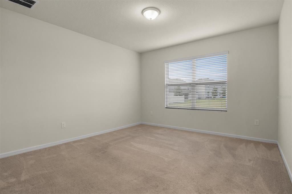 For Sale: $414,900 (4 beds, 2 baths, 1580 Square Feet)