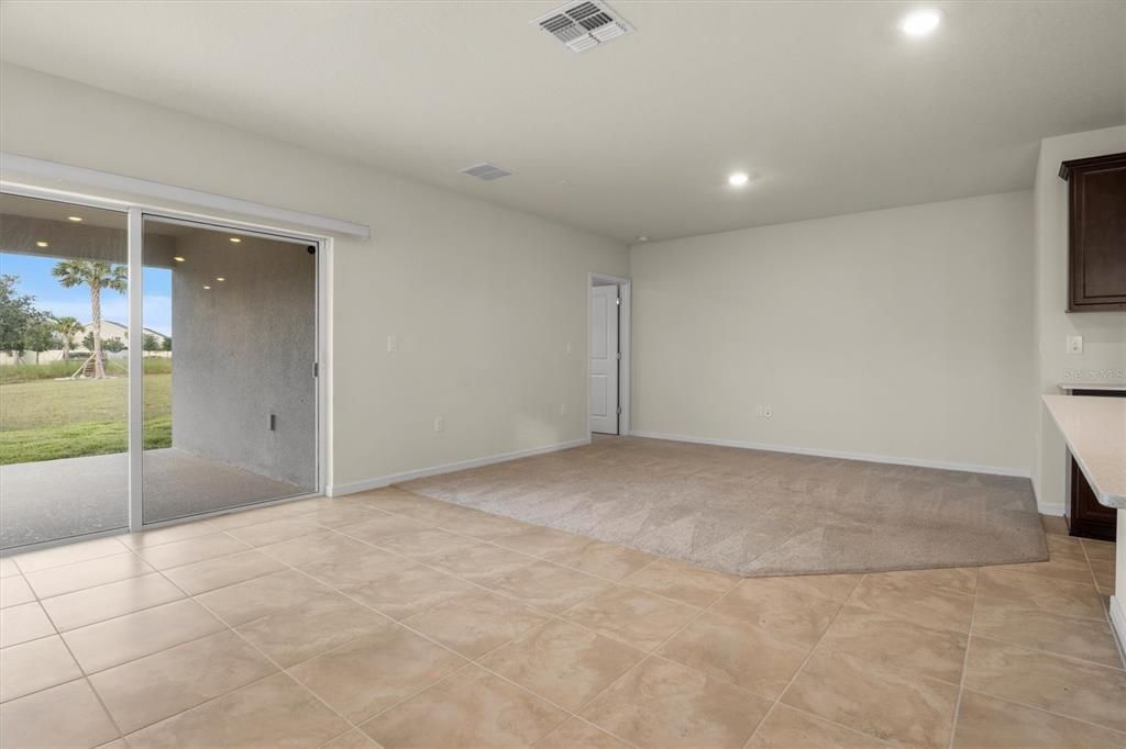 For Sale: $414,900 (4 beds, 2 baths, 1580 Square Feet)