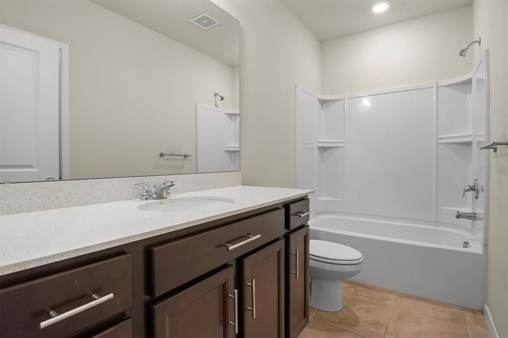 For Sale: $414,900 (4 beds, 2 baths, 1580 Square Feet)