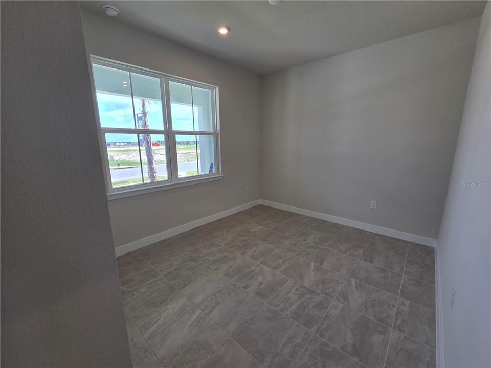 For Sale: $469,990 (4 beds, 3 baths, 2551 Square Feet)