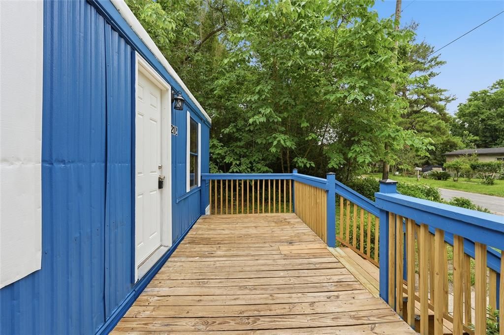 For Sale: $139,900 (2 beds, 1 baths, 784 Square Feet)