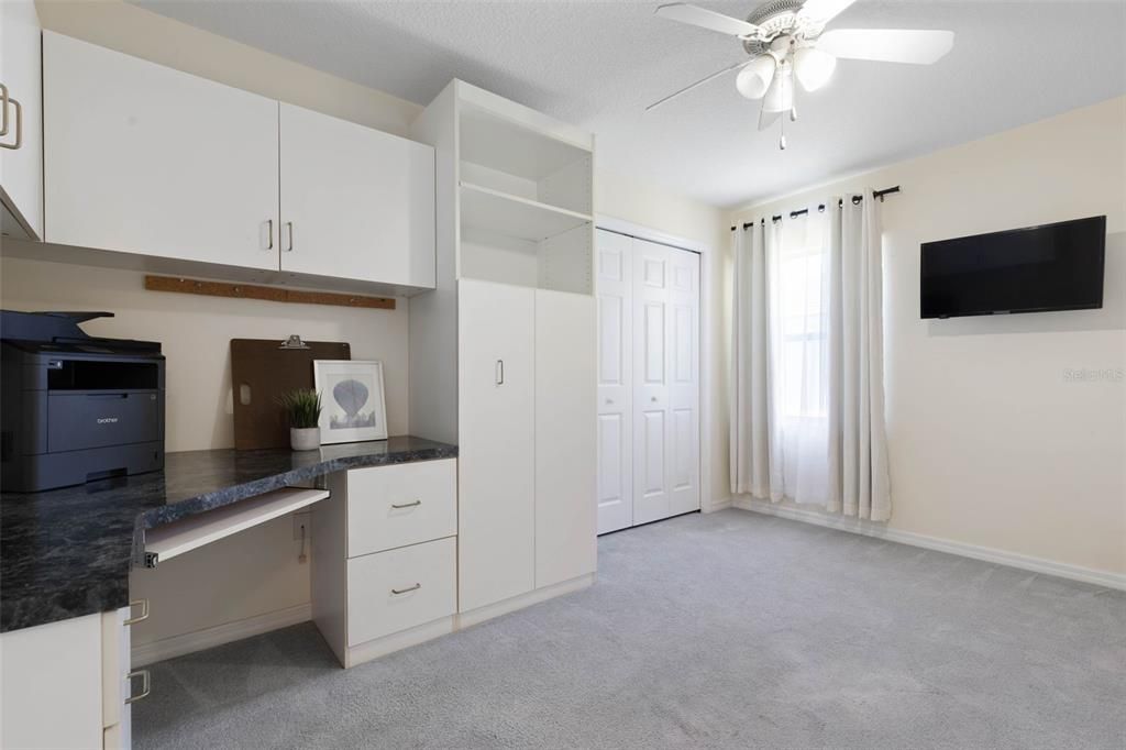 For Sale: $299,900 (3 beds, 2 baths, 1802 Square Feet)
