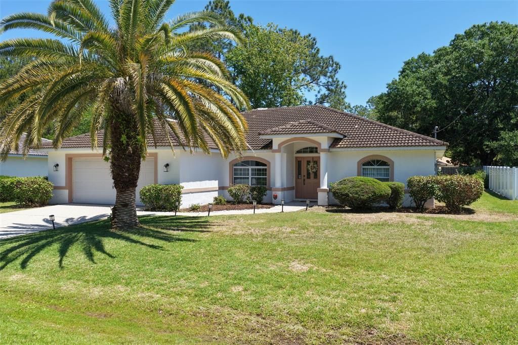 For Sale: $299,900 (3 beds, 2 baths, 1802 Square Feet)