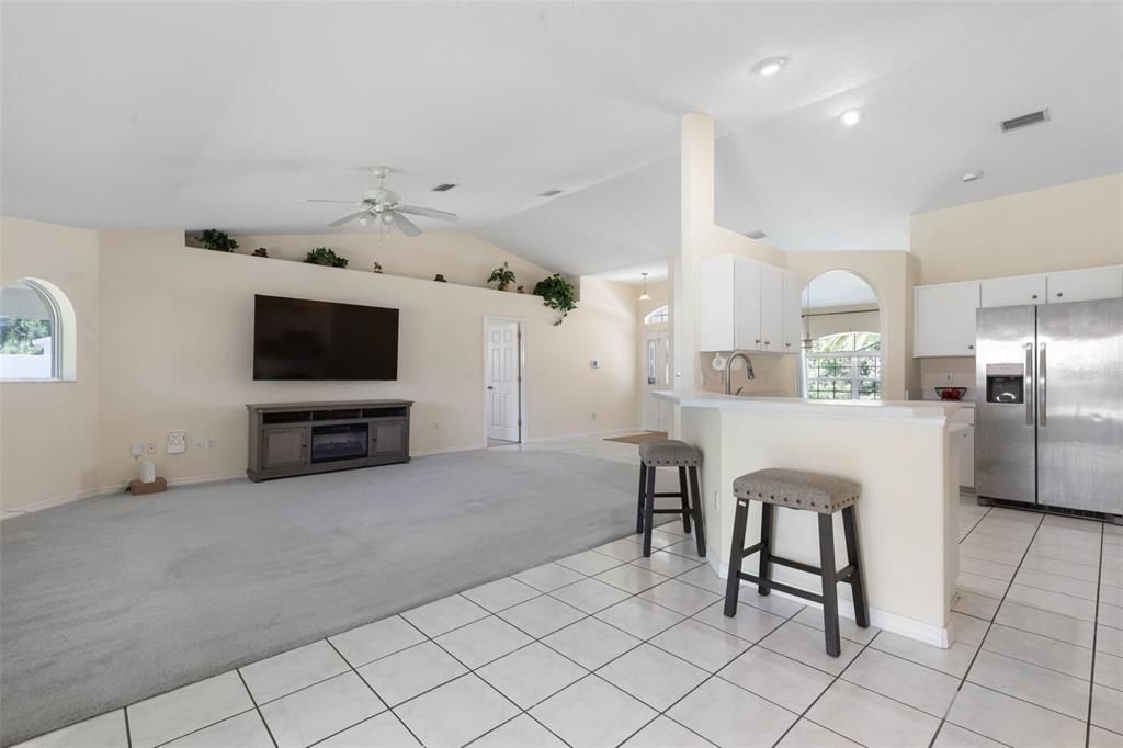 For Sale: $299,900 (3 beds, 2 baths, 1802 Square Feet)