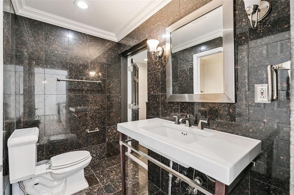 На продажу: $495,000 (3 спален, 2 ванн, 1555 Квадратных фут)