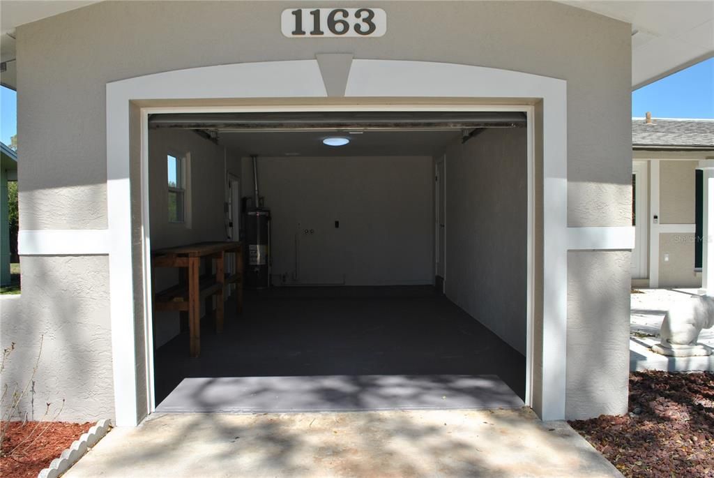 For Sale: $550,000 (3 beds, 2 baths, 1701 Square Feet)