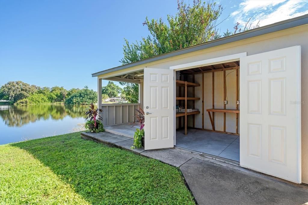 For Sale: $550,000 (3 beds, 2 baths, 1701 Square Feet)