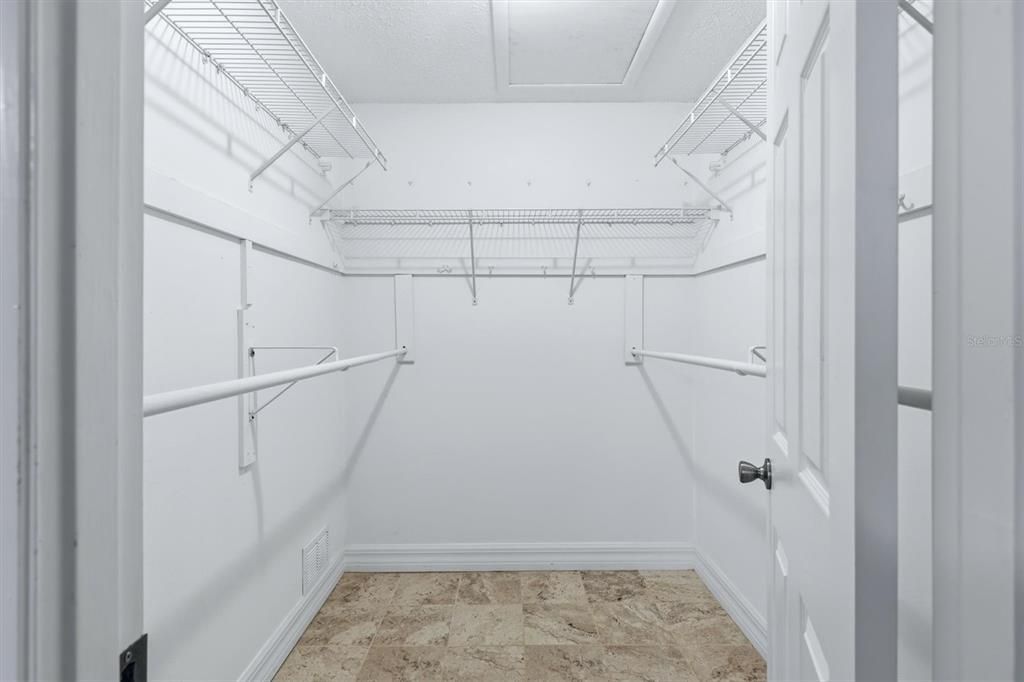 For Rent: $1,850 (2 beds, 2 baths, 1545 Square Feet)